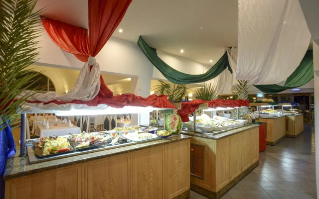 Monarque Dar Jerba Narjess - Family Only