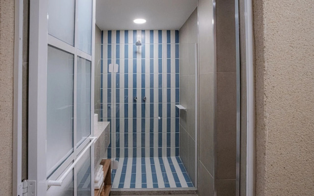 Sea View and Balcony With Bathtub PJ Standard