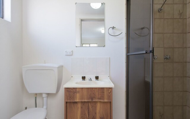 Tradewinds, Unit 1/110 Victoria Parade