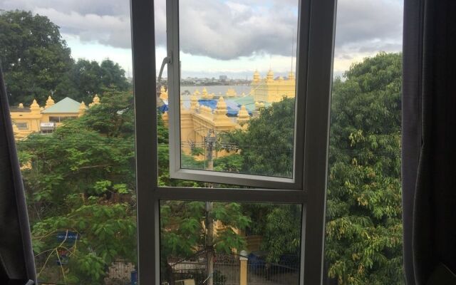 Khue My Hotel