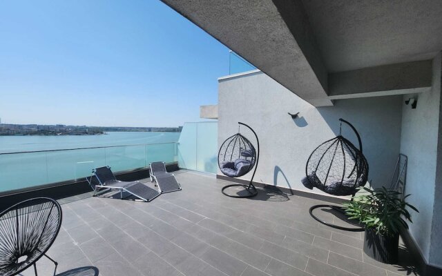 Diamond View Apartments