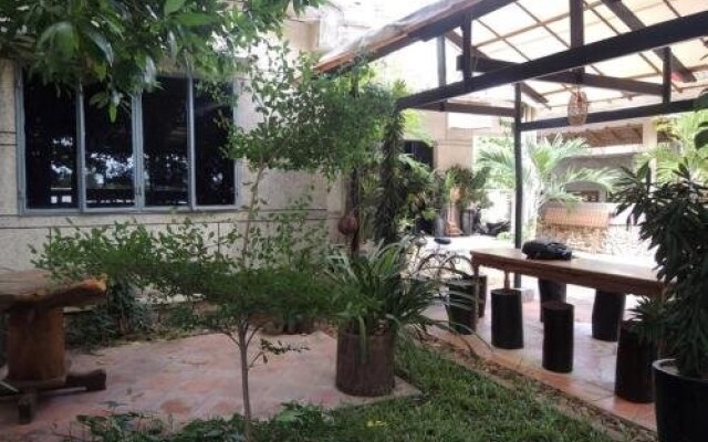 Rainbow Bridge Guesthouse