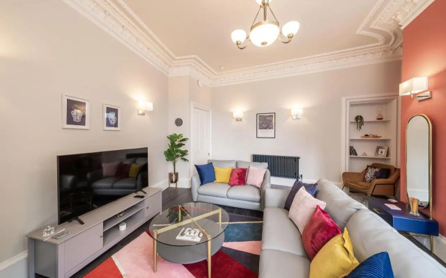 Cordis Apartment