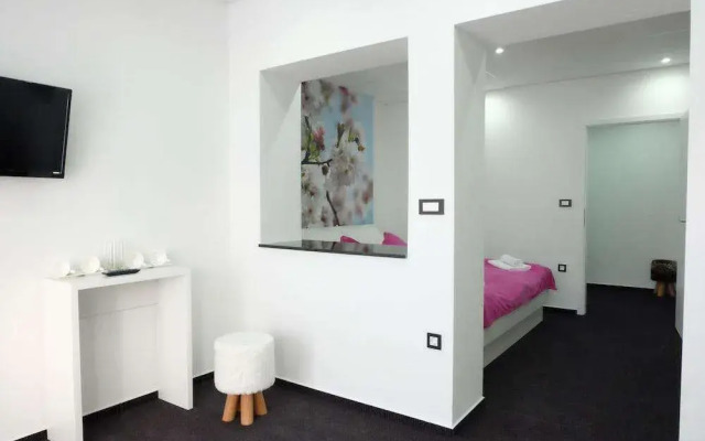Luwiana Suites