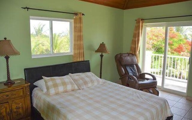 Aquamarine Beach Resort