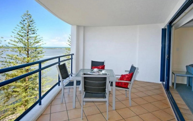 Just Perfect Apartment with Ocean Views