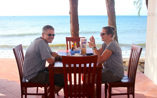 SandBeach Resort