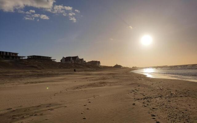 Penthouse Windkracht 10 aan het strand van Cadzand