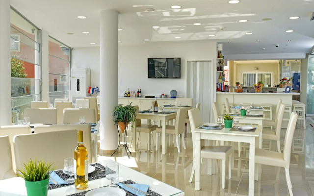 Palapart Gikas Suites And Studios