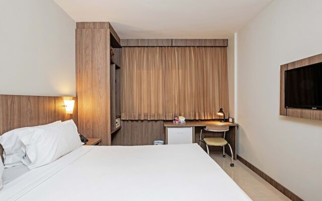 Slim Curitiba Av. das Torres