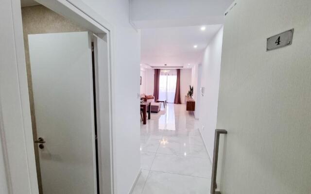 Sea Bay Apartment
