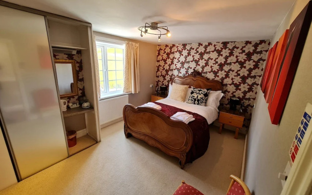 OYO Lavender House Hotel