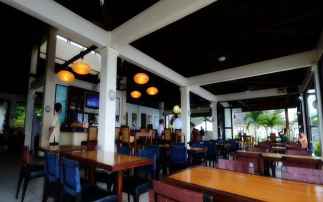 Kahuna Beach Resort and Spa
