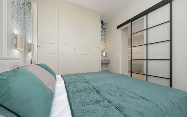 Żupnicza Apartment Warsaw by Renters
