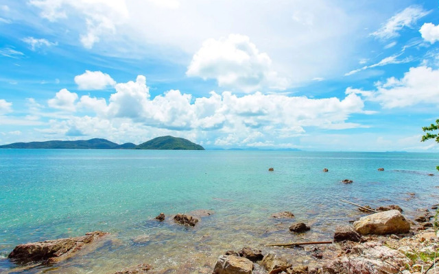 Cape Laem Sor Estate