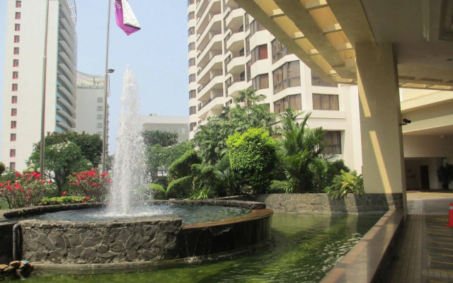 Monarch Apartments
