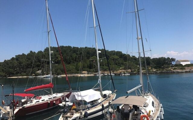 Anelina Paxos Residences - Anezina's Apartment