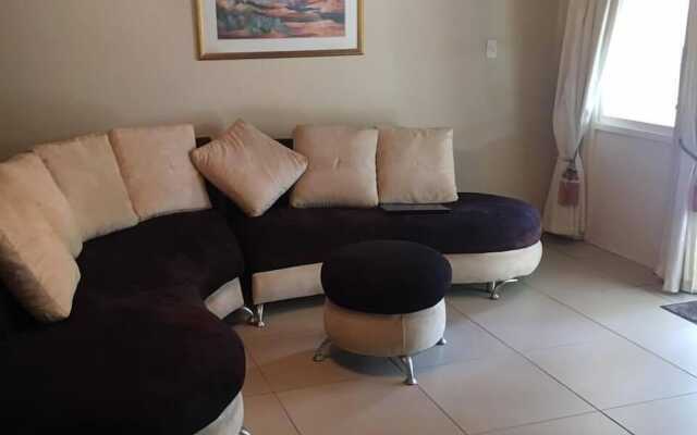 Caribbean Estates Villa & Apt