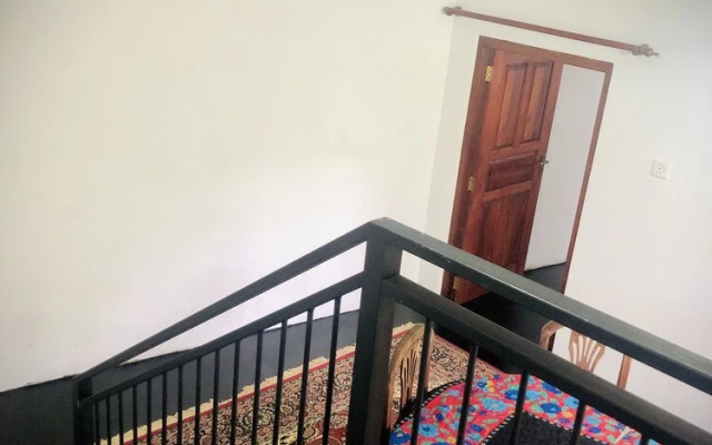Thaaru Guest