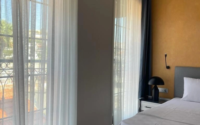 Dubh Linn Hotel