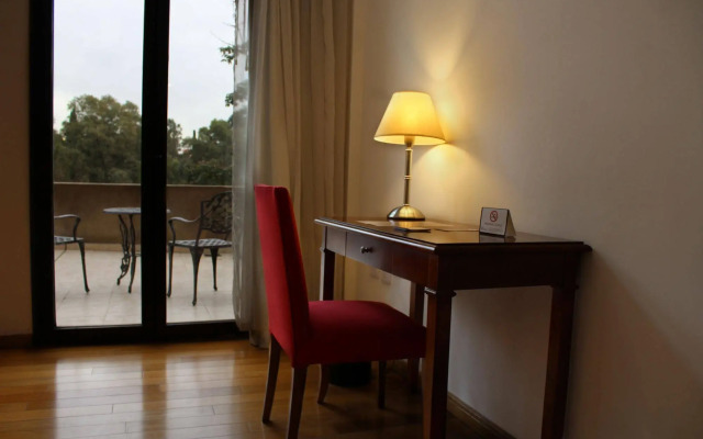 Hotel Plaza Central Canning