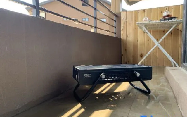 Xueren Nuandeng Apartment