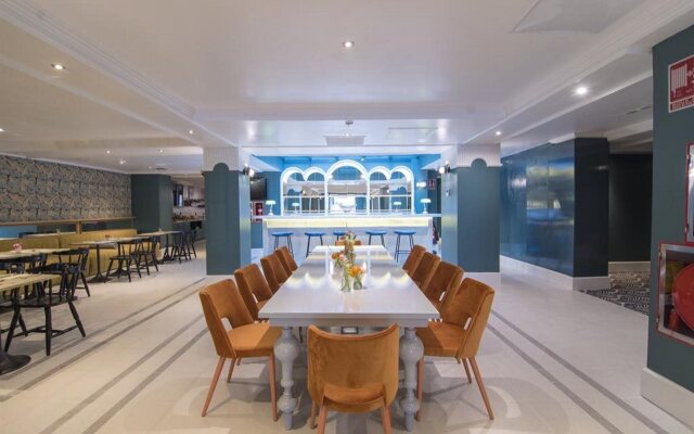 Petit Palace Puerta de Triana