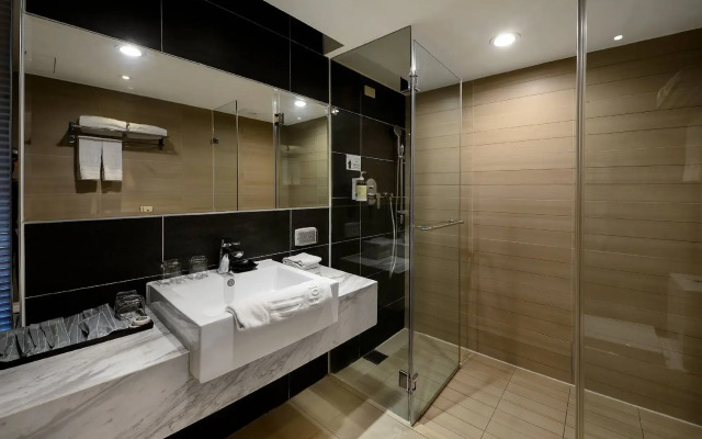 Beacon Hotel