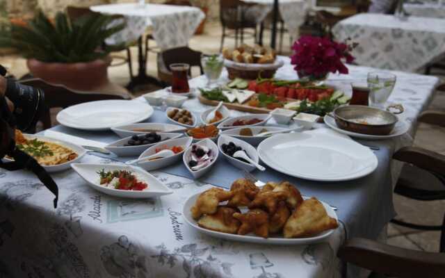 Alya Ruzgari Otel