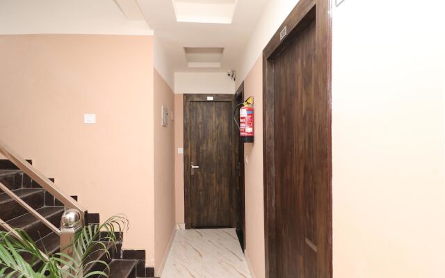 OYO 14801 Hotel Ganges Glory
