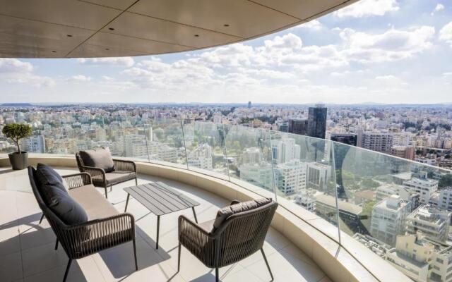 360 Nicosia-3 bedrooms Exclusive Panoramic View Residence