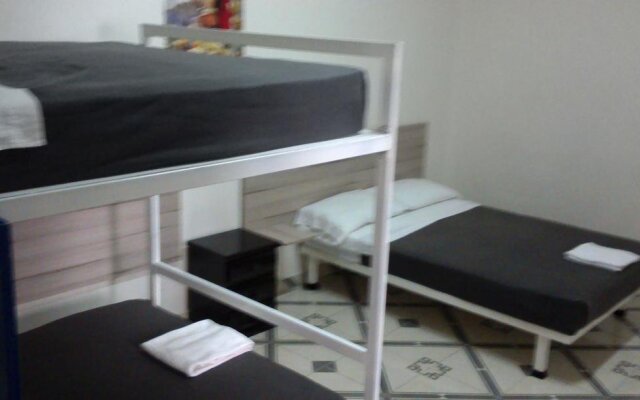 Hostel Oasis Centro by oyo rooms