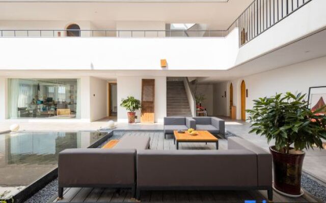 Xiao Zhang's Cultural and Artistic Homestay