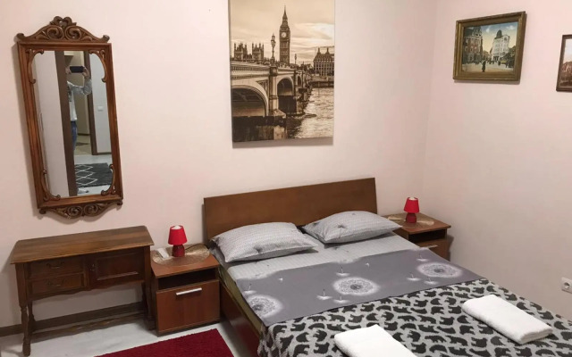 Two-bedroom apartment in 10 min to the Opera Theatre