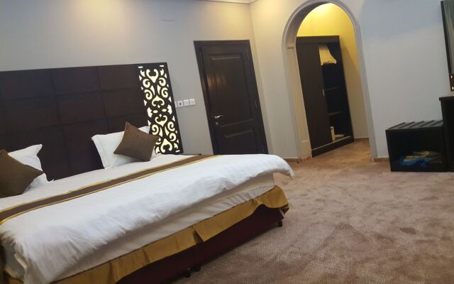 City Center Plaza Aparthotel