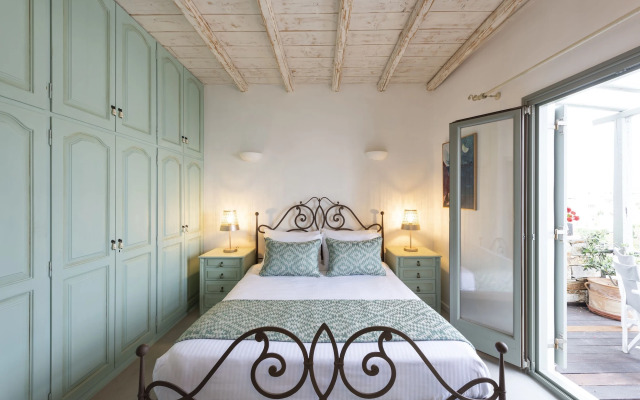 Senia Hotel