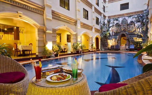 Majestic Oriental Hotel