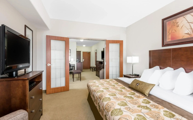 Ramada by Wyndham Olds