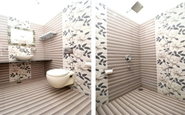 Hotel Signature By OYO Rooms