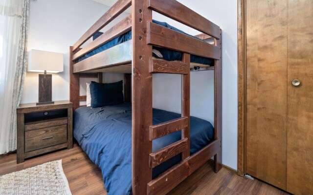 107 - Lakeview Cozy Retreat