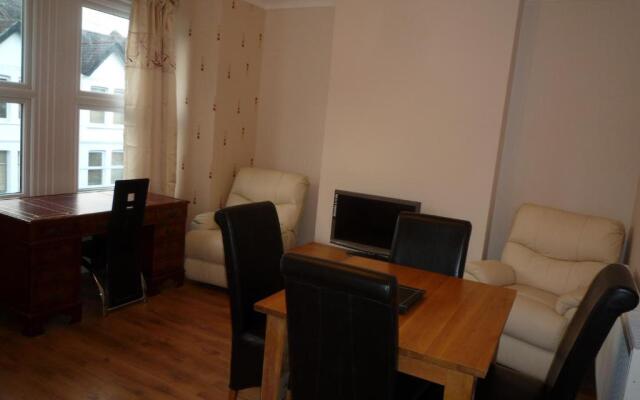 Boundary Road, 1 Bedroom & 2 Bedroom Flats