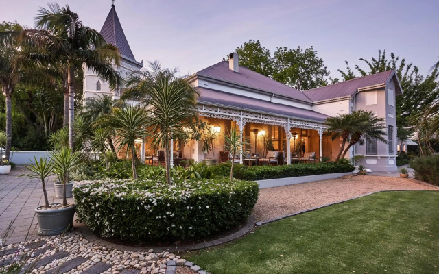 The Robertson Small Hotel