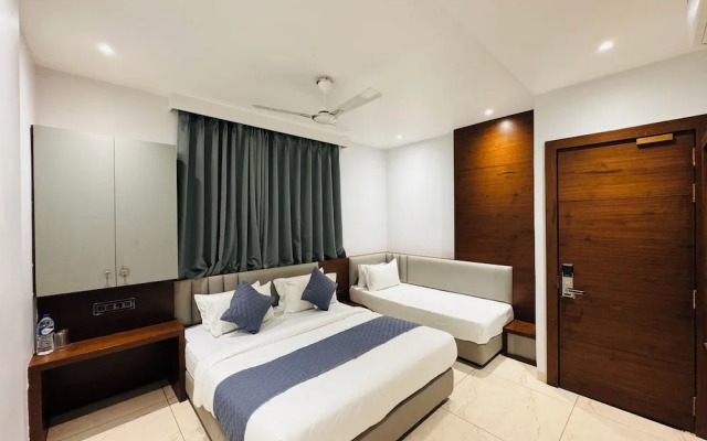 Hotel Rajdev INN