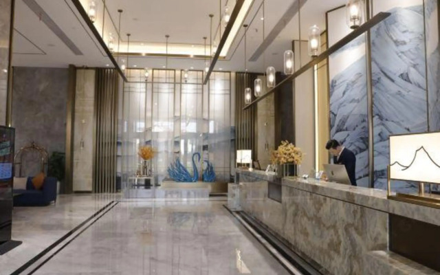 Stay International Hotel