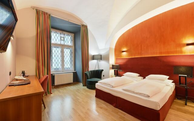 Boutique Hotel Dom - Rooms & Suites