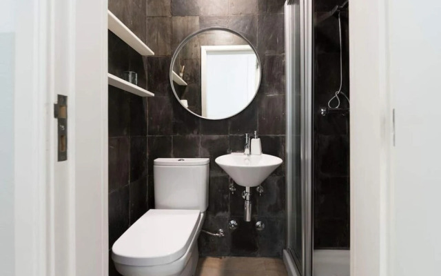 3br D.Luis Bridge House & Terrace by Guestready