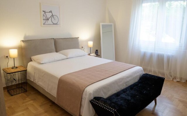 Luxury three bedroom Apartment in Kolonaki