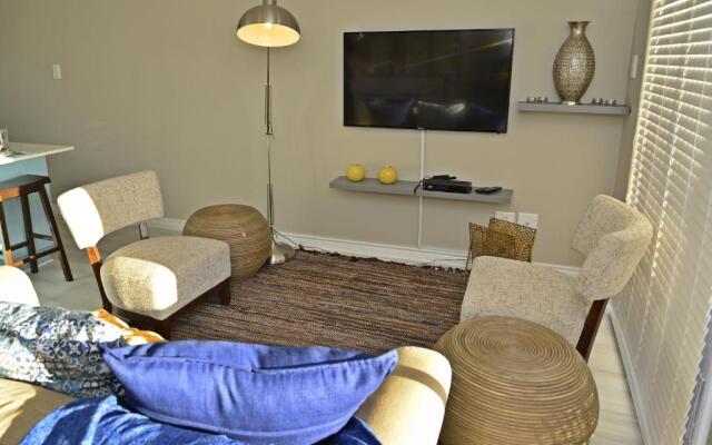 Blouberg Beachfront Apartment