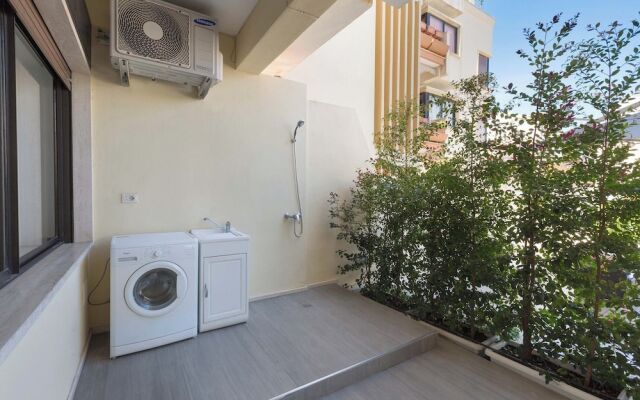 3400 Suite Mon Amour by Barbarhouse