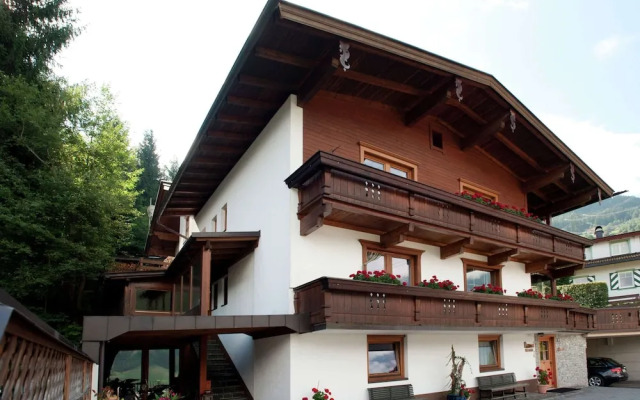 Apartment Near Zillertal ski Area